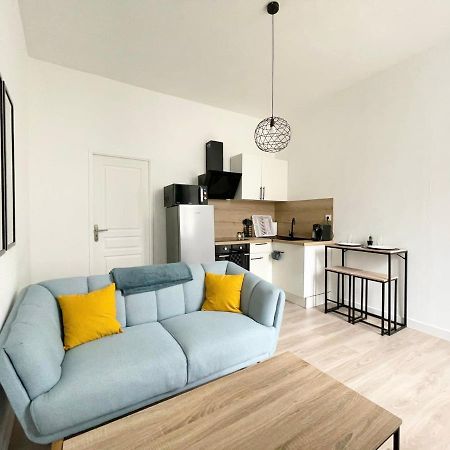 Bleu Persan - Sens Centre - Netflix Apartment Bagian luar foto